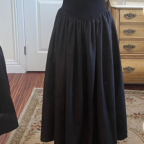 Vintage Black Dress ✨ - Picture 3 of 6